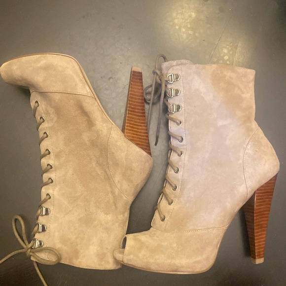 Guess by Marciano heeled boot - Picture 1 of 4